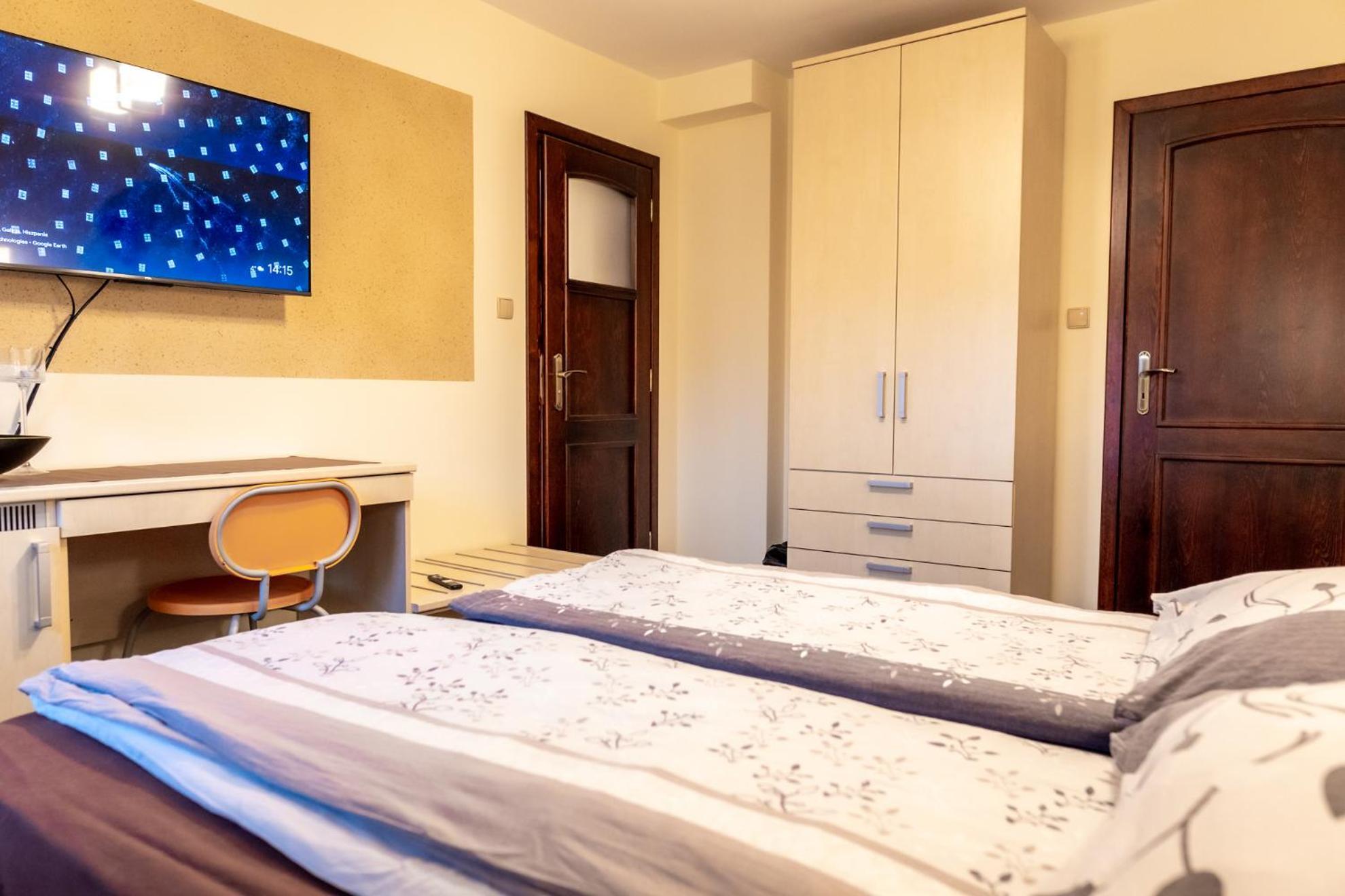 Hotel Gosciniec Stara Szkola Haluszowa Exteriér fotografie
