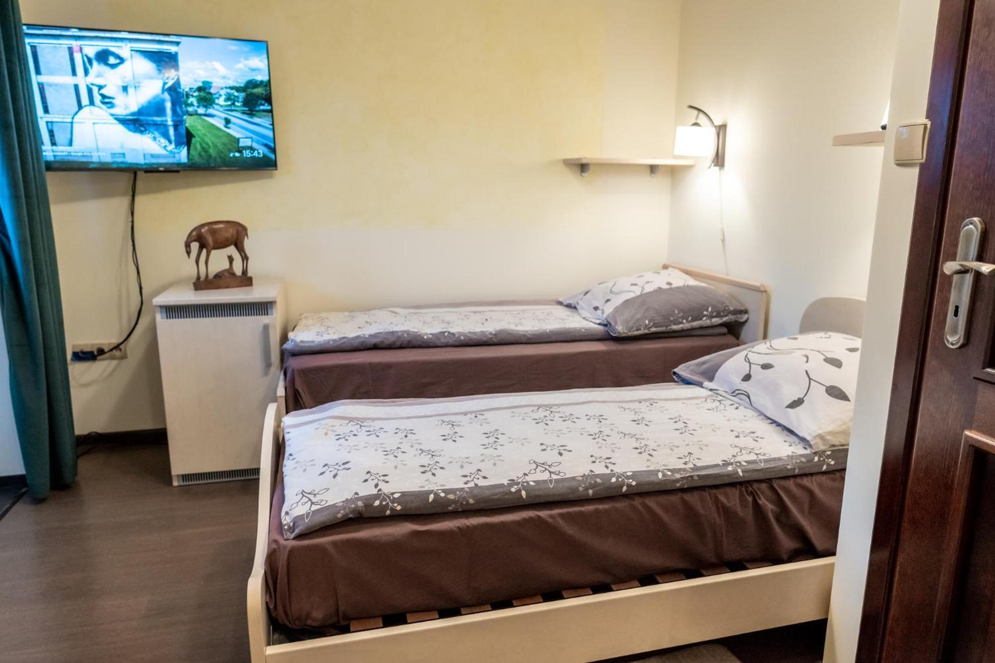 Hotel Gosciniec Stara Szkola Haluszowa Exteriér fotografie